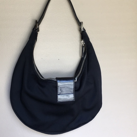 Fendi black hobo bag purse - Picture 4 of 8